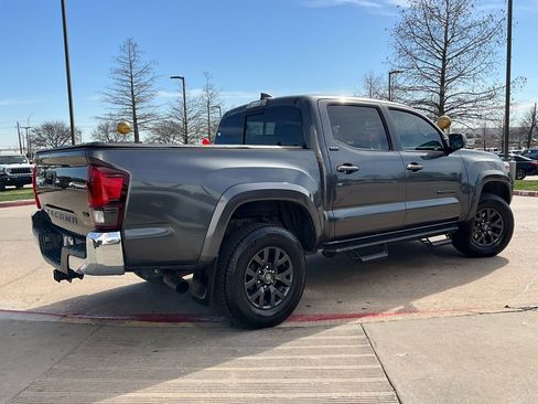 Used 2022 Toyota Tacoma SR5 image 6