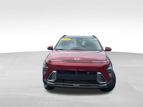 Used 2024 Hyundai Kona Limited AWD/4WD image 2