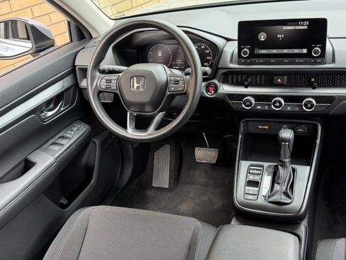 Used 2023 Honda CR-V LX image 15