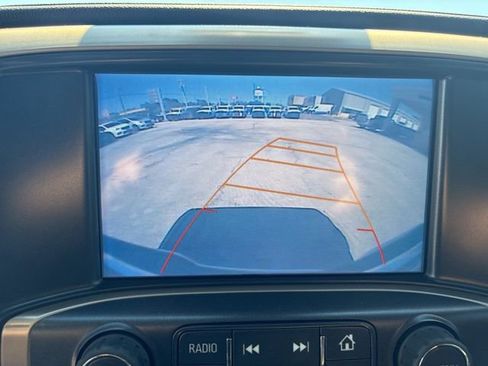 Used 2017 GMC Sierra 2500 Denali w/ Duramax Plus Package AWD/4WD image 39