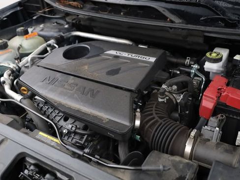 Used 2025 Nissan Rogue SV FWD image 9