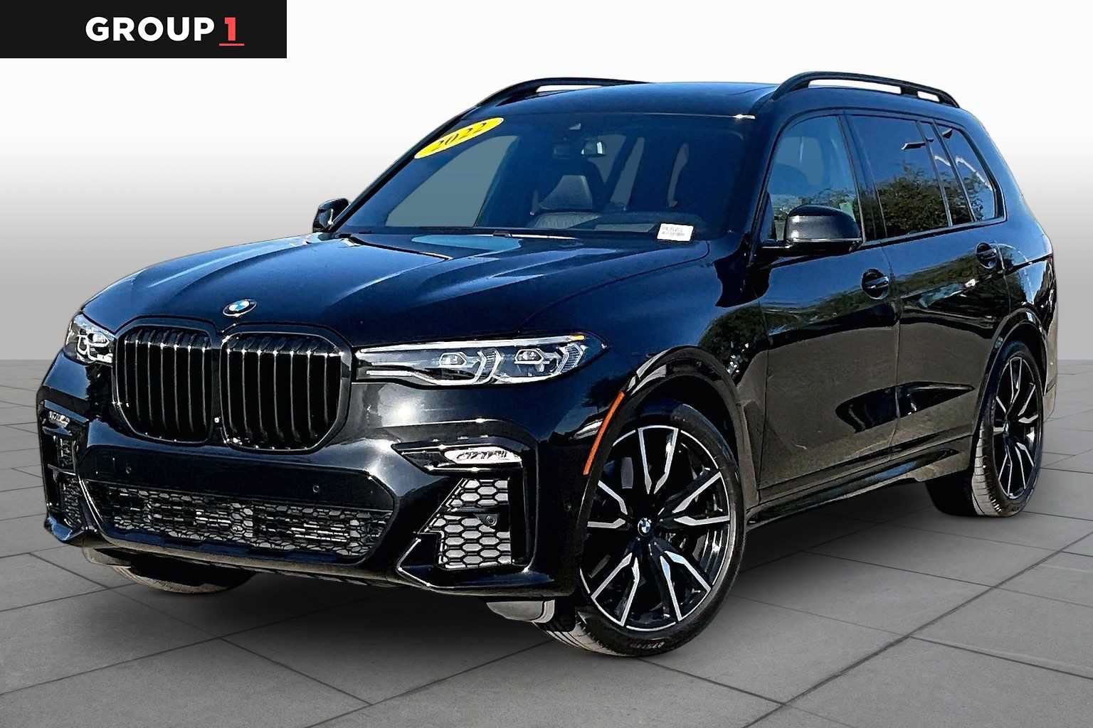 Used 2022 BMW X7 xDrive40i w/ M Sport Package AWD/4WD image 1