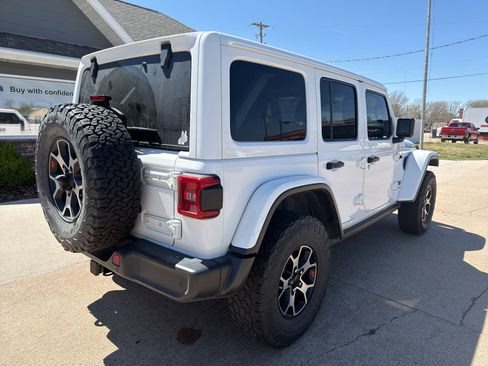 Used 2021 Jeep Wrangler Unlimited Rubicon image 3