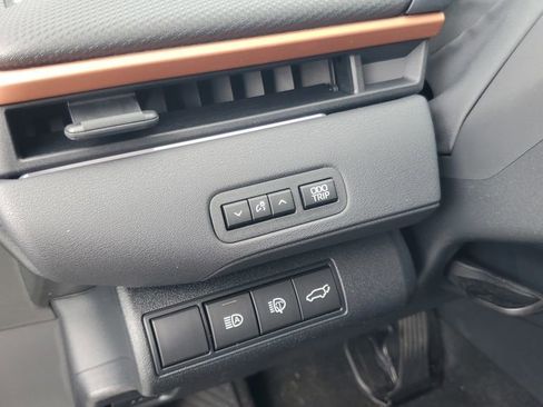New 2026 Subaru Uncharted AWD image 10