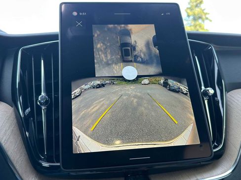 New 2026 Volvo XC60 B5 Plus w/ Protection Package Premier image 26