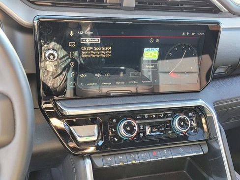 Used 2025 GMC Sierra 1500 Denali image 18