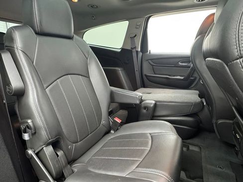 Used 2015 Chevrolet Traverse LTZ AWD/4WD image 35