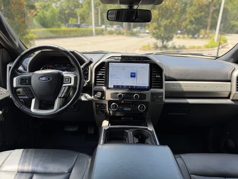Used 2022 Ford F350 Lariat w/ Black Appearance Package AWD/4WD image 23