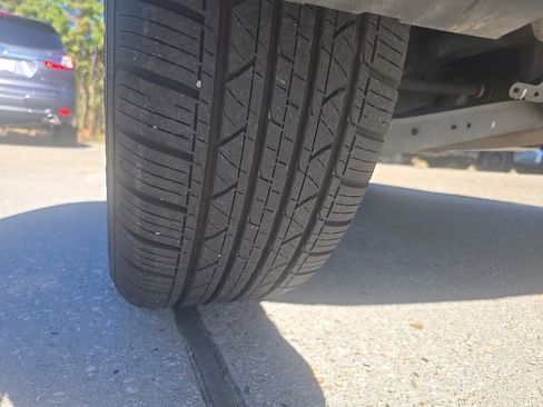 Used 2020 Subaru Forester Limited image 36