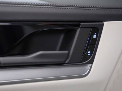 New 2026 Porsche Cayenne Coupe image 15