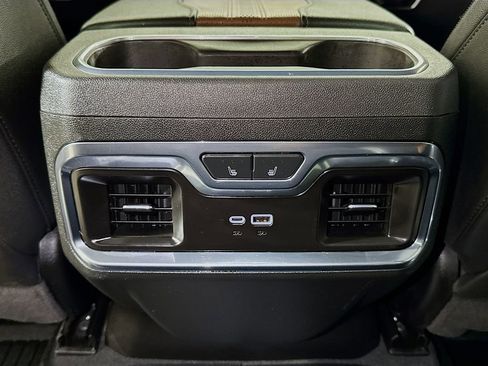 Certified 2024 Chevrolet Silverado 2500 High Country w/ Technology Package AWD/4WD image 24