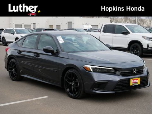 Used 2024 Honda Civic Sport image 1