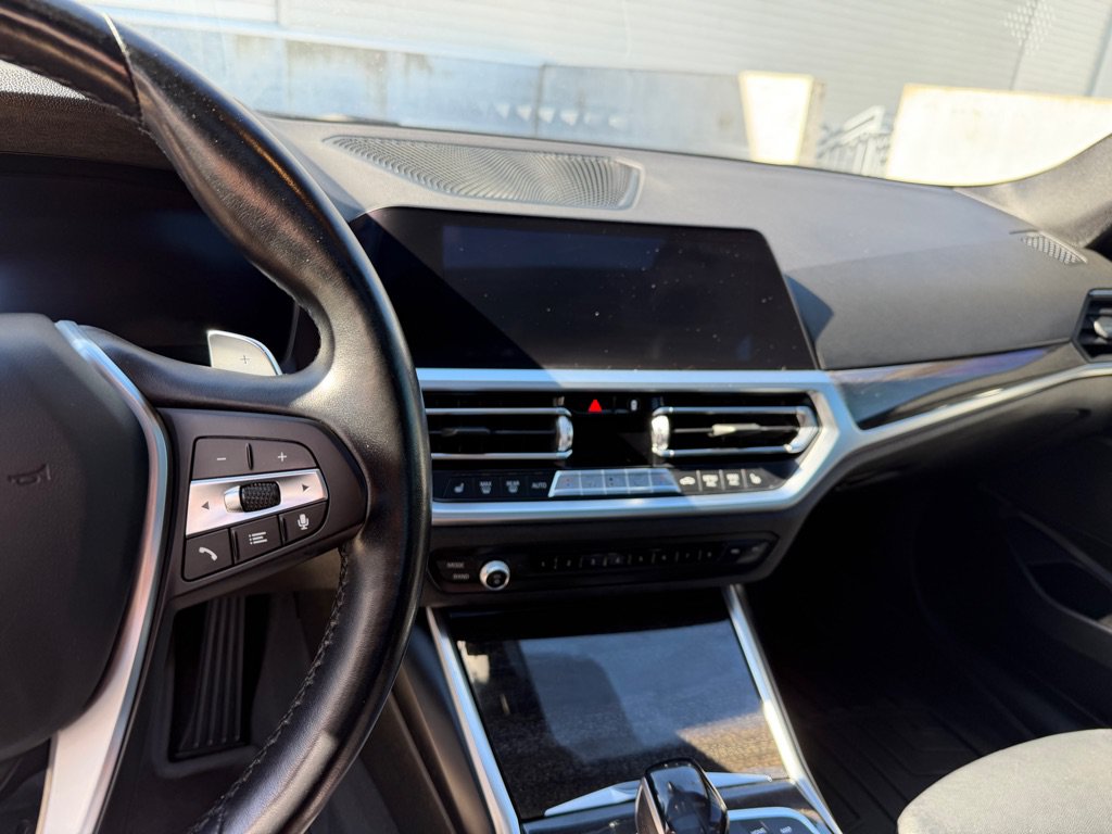 Used 2019 BMW 330i xDrive Sedan w/ Premium Package AWD/4WD image 14