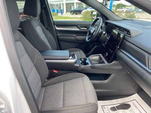 Used 2025 GMC Terrain Elevation AWD/4WD image 28