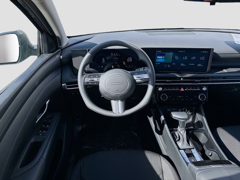 New 2026 Hyundai Tucson SEL image 15