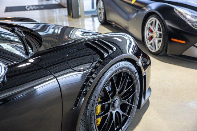 Used 2019 Porsche 911 GT2 RS w/ Weissach Package RWD image 20