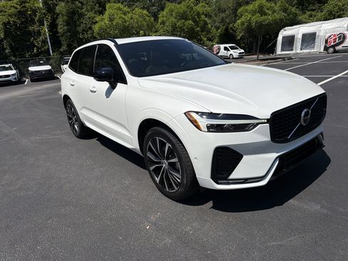 Certified 2023 Volvo XC60 B5 Ultimate w/ Protection Package Premier FWD image 37