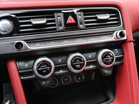 Used 2023 Genesis G70 2.0T w/ Sport Prestige Package image 33