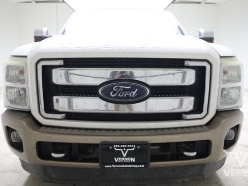 Used 2012 Ford F250 King Ranch w/ King Ranch w/Chrome Pkg AWD/4WD image 8