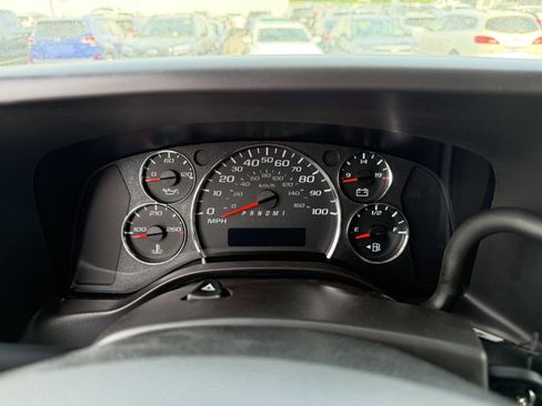 New 2026 Chevrolet Express 3500 Extended w/ Driver Convenience Package RWD image 15