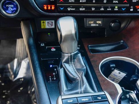 Used 2022 Lexus RX 450h AWD w/ Premium Package image 28