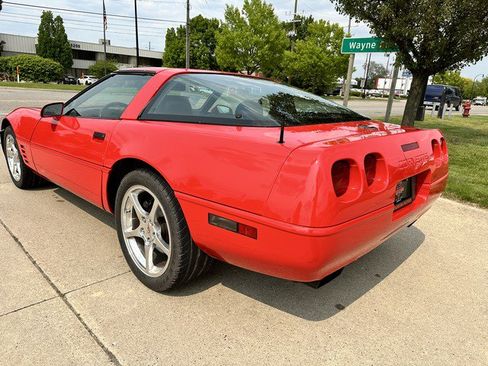 Used 1994 Chevrolet Corvette Coupe image 7