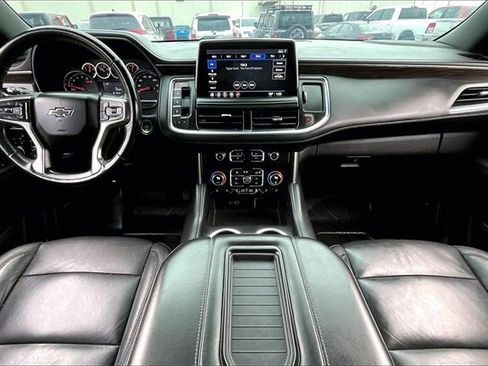 Used 2021 Chevrolet Tahoe Z71 w/ Luxury Package image 7