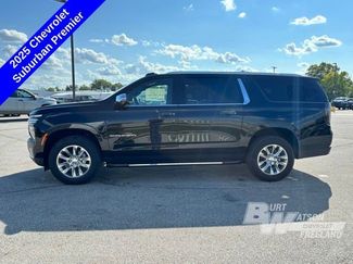 New 2025 Chevrolet Suburban Premier w/ Sun And Tow Package video 2