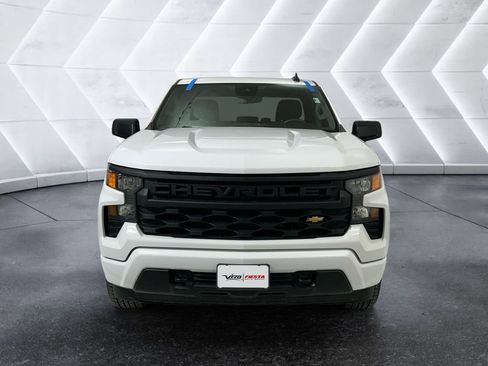 Used 2024 Chevrolet Silverado 1500 Custom image 2