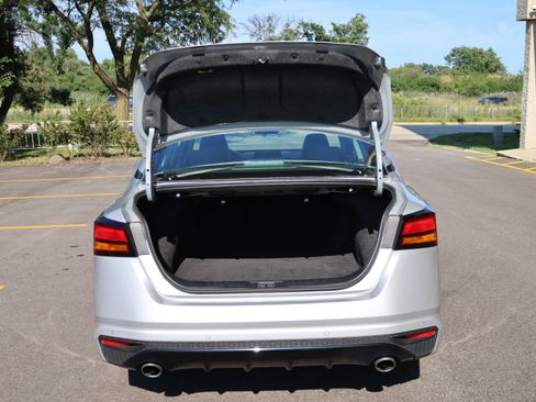 Used 2024 Nissan Altima 2.5 SR FWD image 5