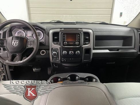 Used 2019 RAM 1500 Tradesman w/ Tradesman SXT Package image 13