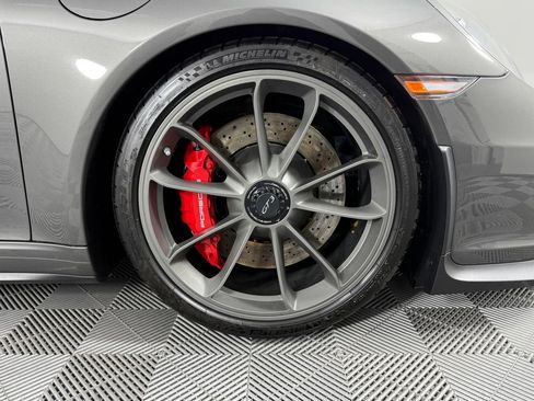 Used 2015 Porsche 911 GT3 RWD image 19