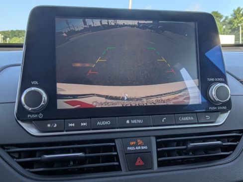 Used 2019 Nissan Altima 2.5 SR FWD image 20