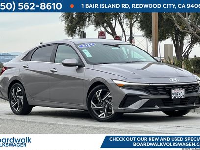 Used 2024 Hyundai Elantra SEL w/ Convenience Package
