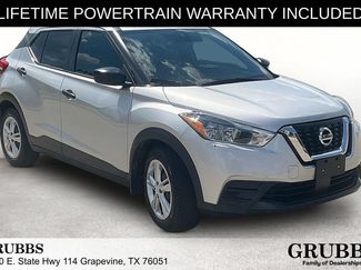 Used 2020 Nissan Kicks S FWD video 1