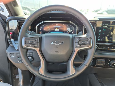 Used 2025 Chevrolet Silverado 1500 ZR2 w/ Technology Package AWD/4WD image 17