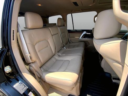 Used 2013 Toyota Land Cruiser AWD/4WD image 20