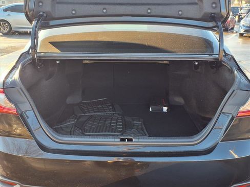 Certified 2025 Toyota Camry SE w/ Convenience Package image 22
