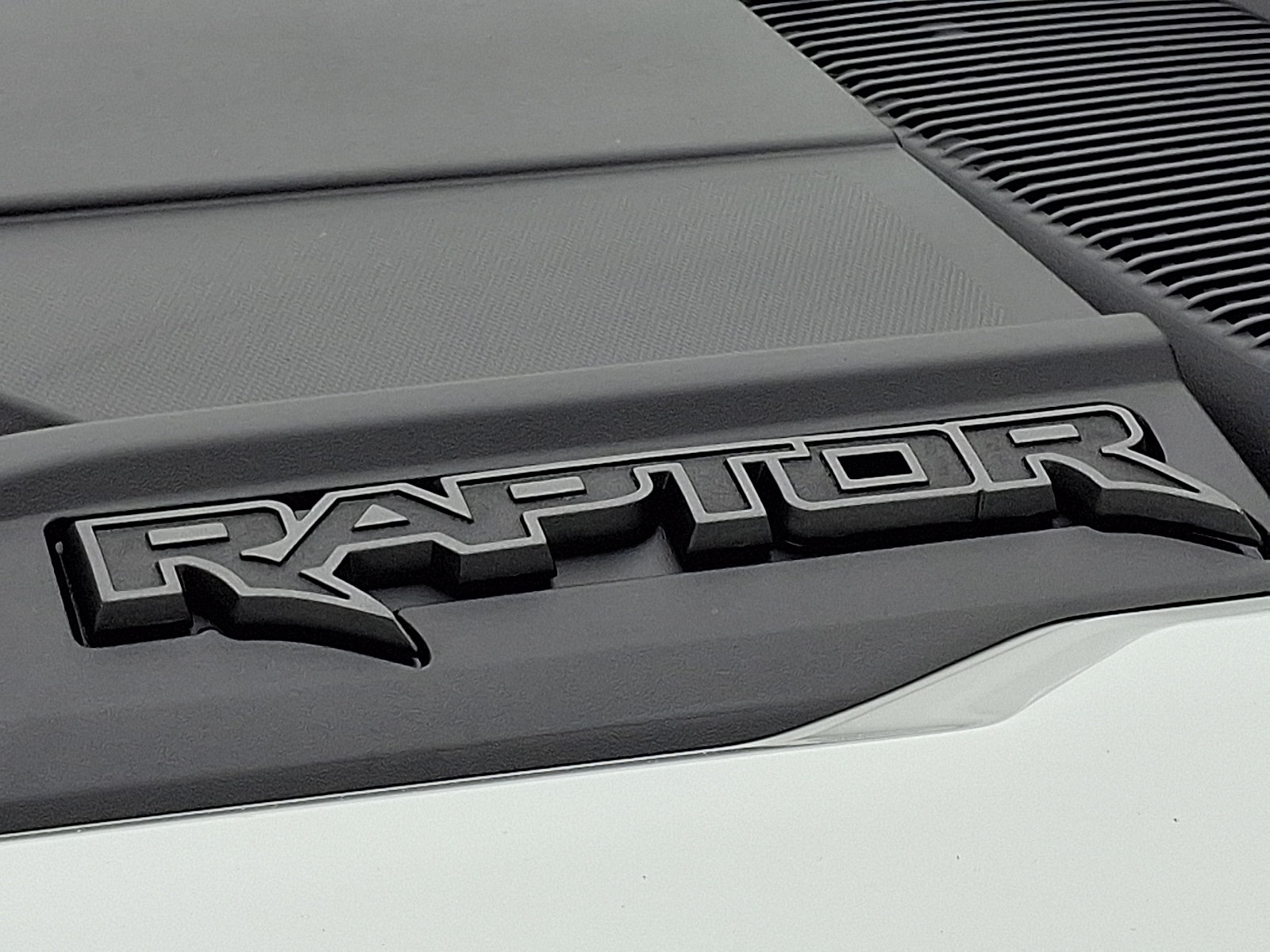 New 2026 Ford Bronco Raptor w/ Interior Carbon Fiber Pack AWD/4WD image 20