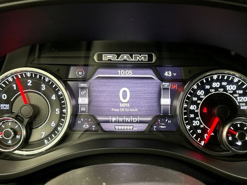 Used 2021 RAM 1500 Big Horn AWD/4WD image 9