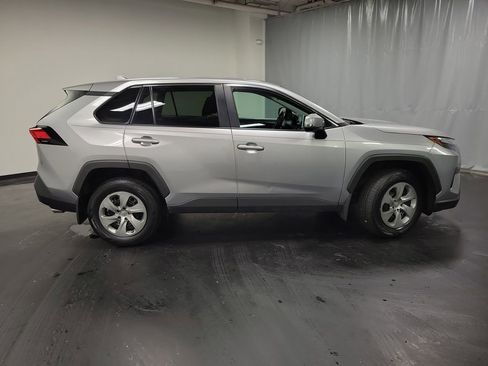 Used 2023 Toyota RAV4 LE AWD/4WD image 9