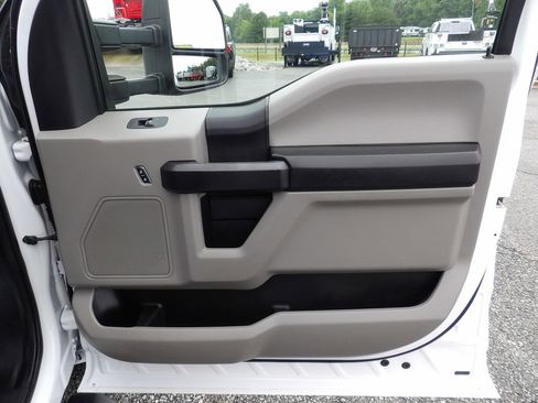 Used 2018 Ford F350 XL w/ Power Equipment Group RWD image 38