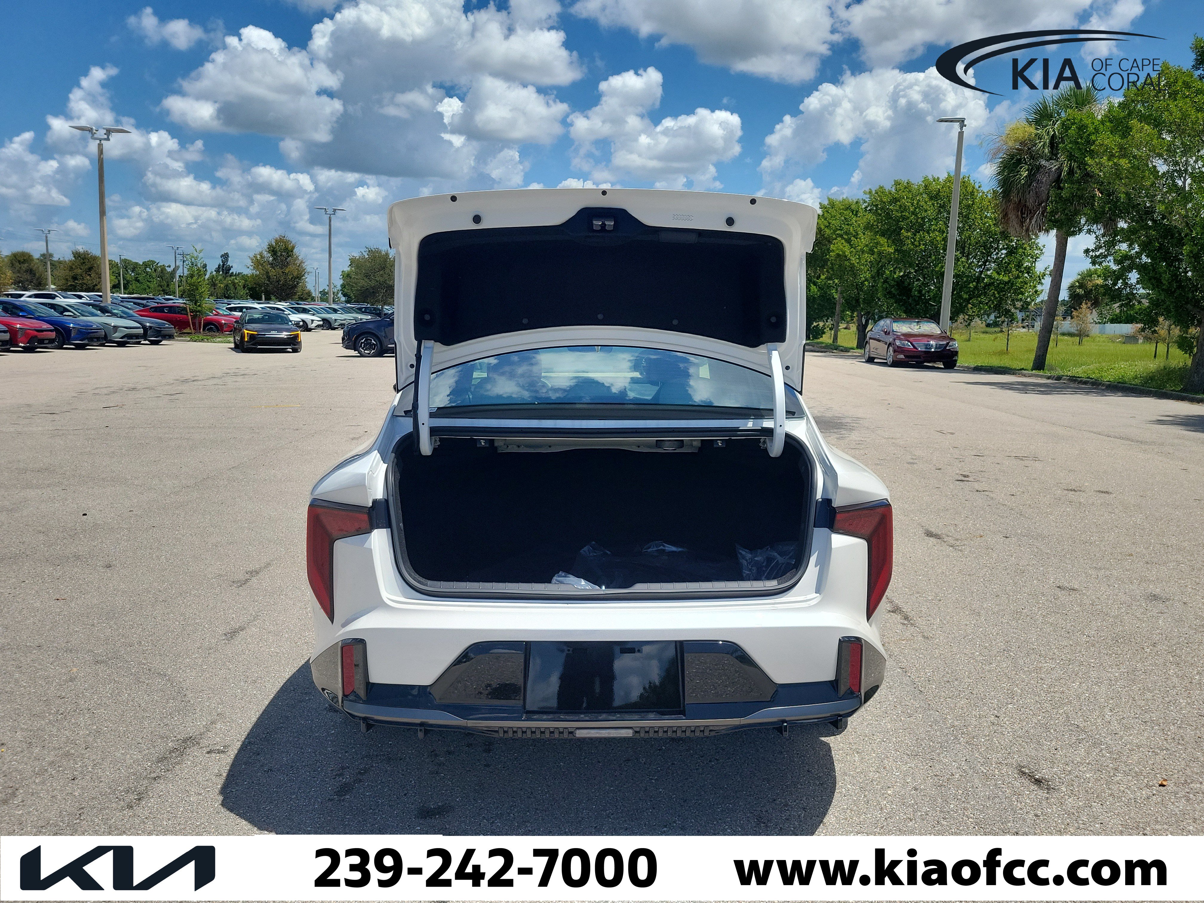 New 2026 Kia K4 EX w/ GT-Line Premium Package FWD image 10
