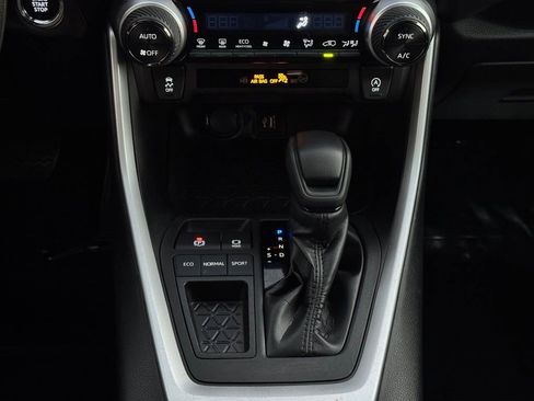 Used 2024 Toyota RAV4 XLE image 25