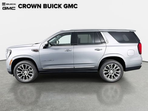 New 2026 GMC Yukon Denali w/ Denali Reserve Package AWD/4WD image 8