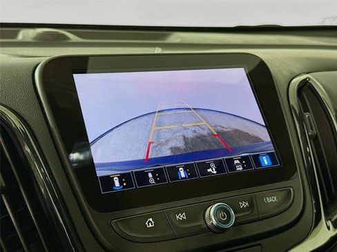 Used 2022 Chevrolet Equinox RS w/ RS Leather Package AWD/4WD image 15