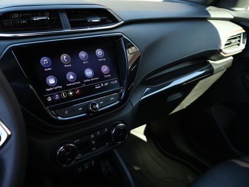 Certified 2023 Chevrolet TrailBlazer ACTIV w/ Convenience Package image 17