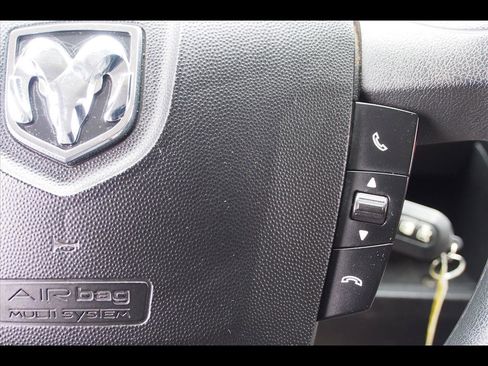 Used 2021 RAM ProMaster 2500 w/ Convenience Group image 19