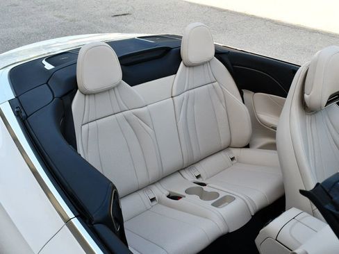 Used 2025 Mercedes-Benz CLE 300 4MATIC Cabriolet image 19