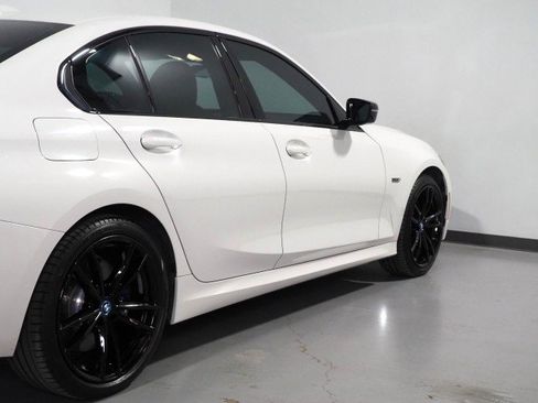 Used 2023 BMW 330e w/ M Sport Package image 59